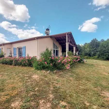 3 Bedroom Stunning In Prázdninový dům *