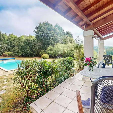 3 Bedroom Stunning In Prázdninový dům Ecuras