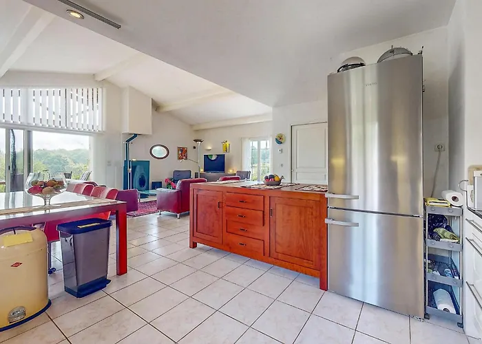 Holiday home 3 Bedroom Stunning In